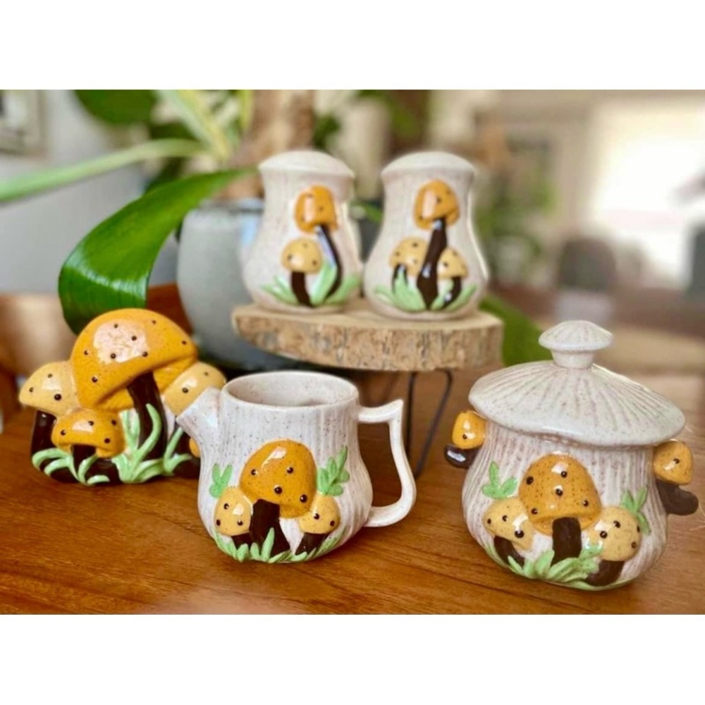 Vintage Mushroom Kitchen Set- Salt Pepper Shakers, Sugar, Creamer, Napkin Holder
